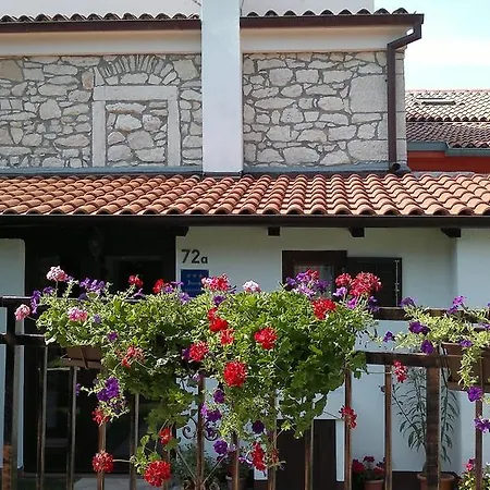 Apartman House Kamenjak *